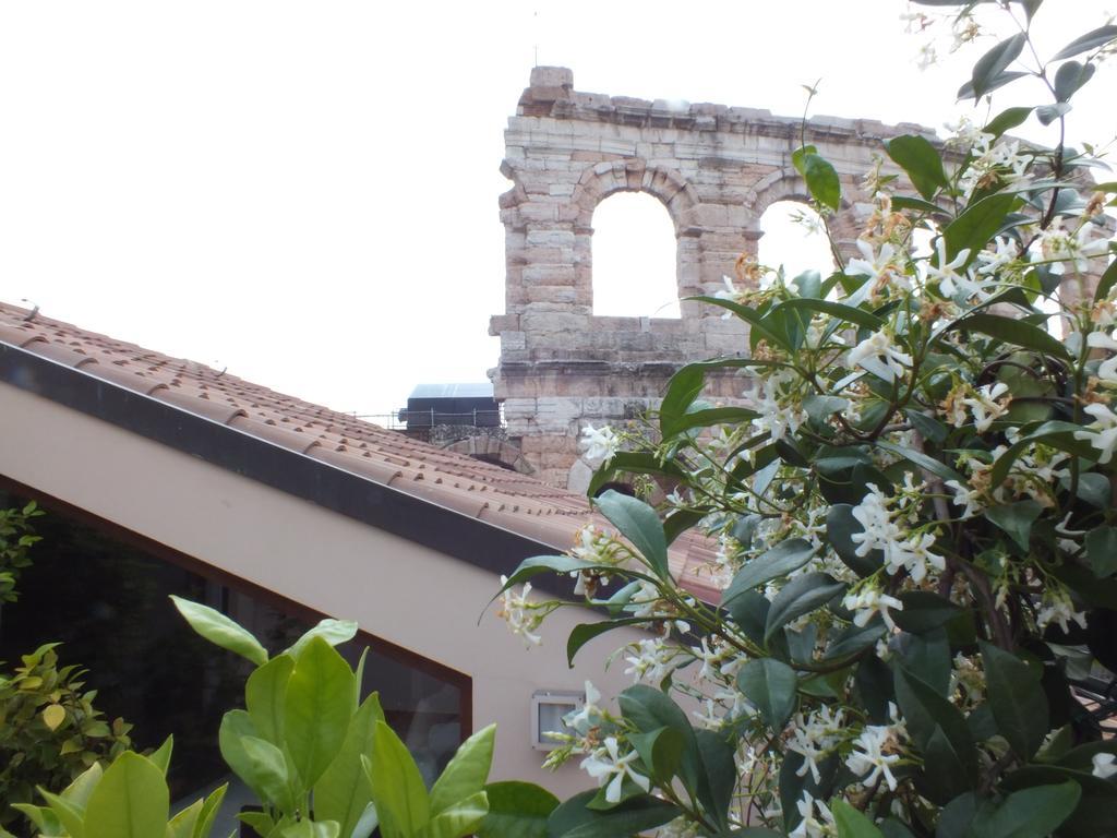 La Terrazza Sull'Arena Apartment Verona Room photo
